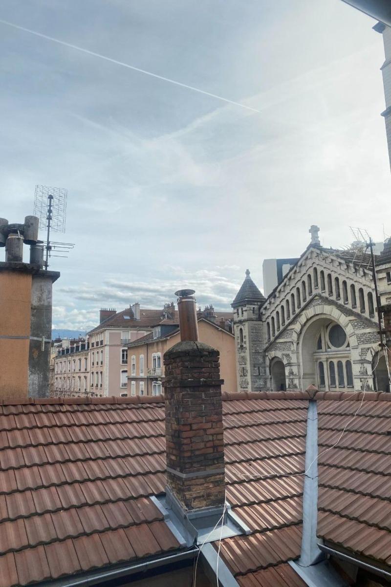 Bel Appartement Moderne Au Coeur De Grenoble Exteriör bild